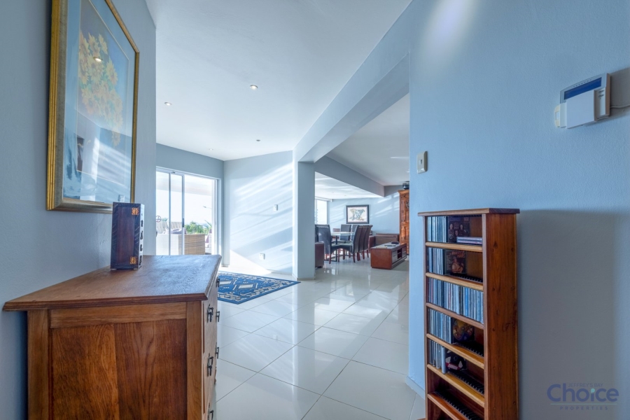 5 Bedroom Property for Sale in Jeffreys Bay Central Eastern Cape